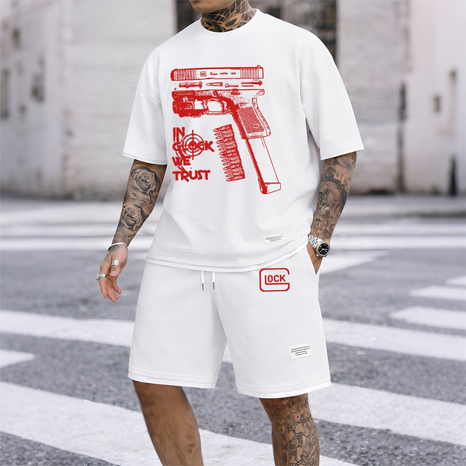Men's classic K-print drawstring shorts set, perfect for spring and summer. This casual summer set includes a short-sleeved shirt and shorts, ideal for everyday wear and sports activities