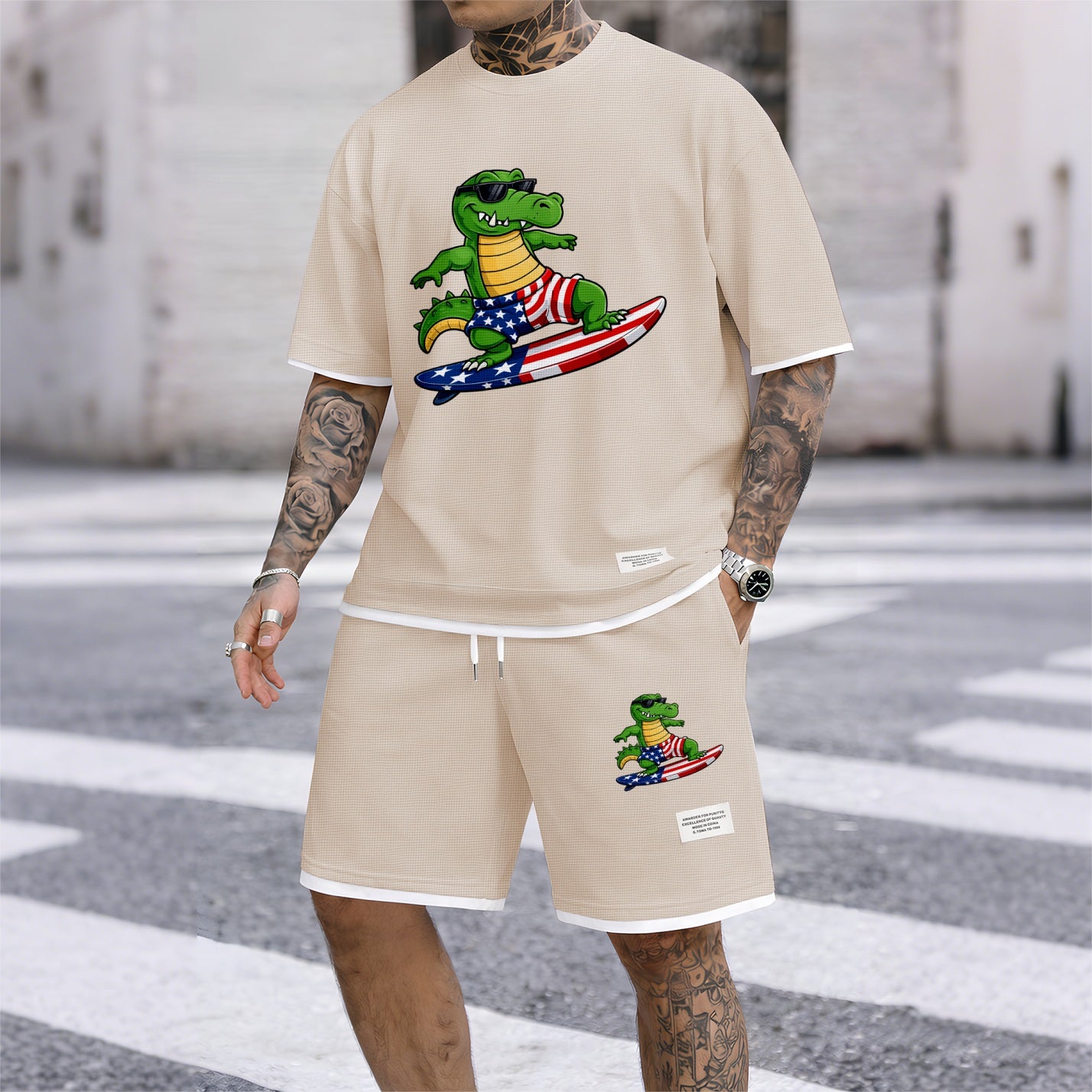 Men's Amusing Animals print drawstring shorts set for spring/summer, a casual summer outfit including a short-sleeved shirt and shorts, suitable for everyday wear and sports. A two-piece set for a relaxed and energetic lifestyle.