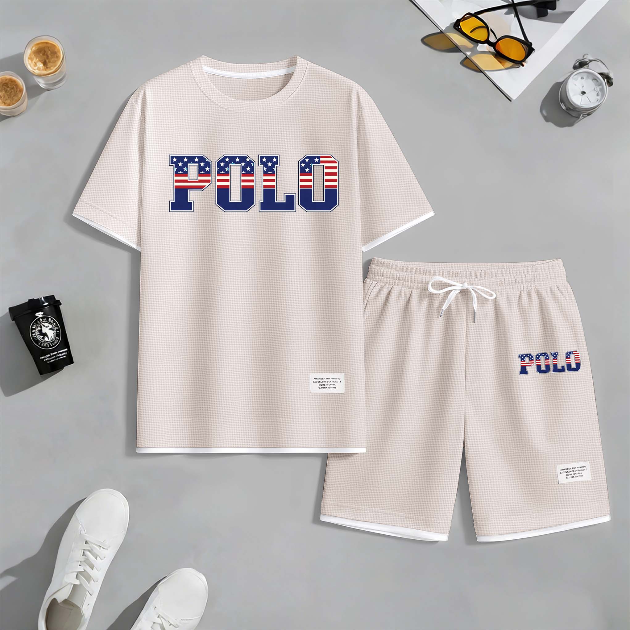 Men's Polo Print Drawstring Shorts Set For Spring/Summer. A Casual Summer Outfit, Including A Short-Sleeved Shirt And Shorts, Suitable For Everyday Wear And Sports. A Two-Piece Set For A Relaxed And Energetic Lifestyle.