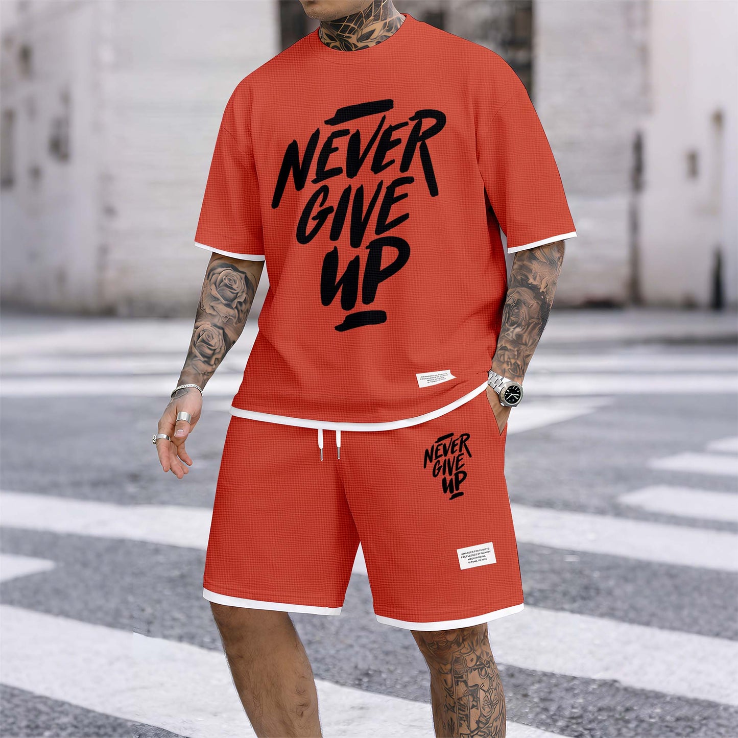 Men's Never Give Up Print Drawstring Shorts Set For Spring/Summer. A Casual Summer Outfit, Including A Short-Sleeved Shirt And Shorts, Suitable For Everyday Wear And Sports. A Two-Piece Set For A Relaxed And Energetic Lifestyle.
