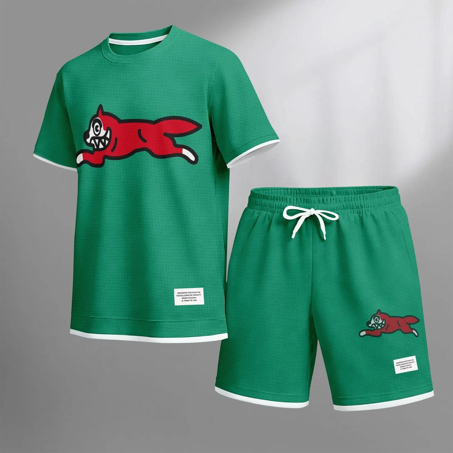 Men's Running Dog print drawstring shorts set for spring/summer, a casual summer outfit including a short-sleeved shirt and shorts, suitable for everyday wear and sports. A two-piece set for a relaxed and energetic lifestyle.