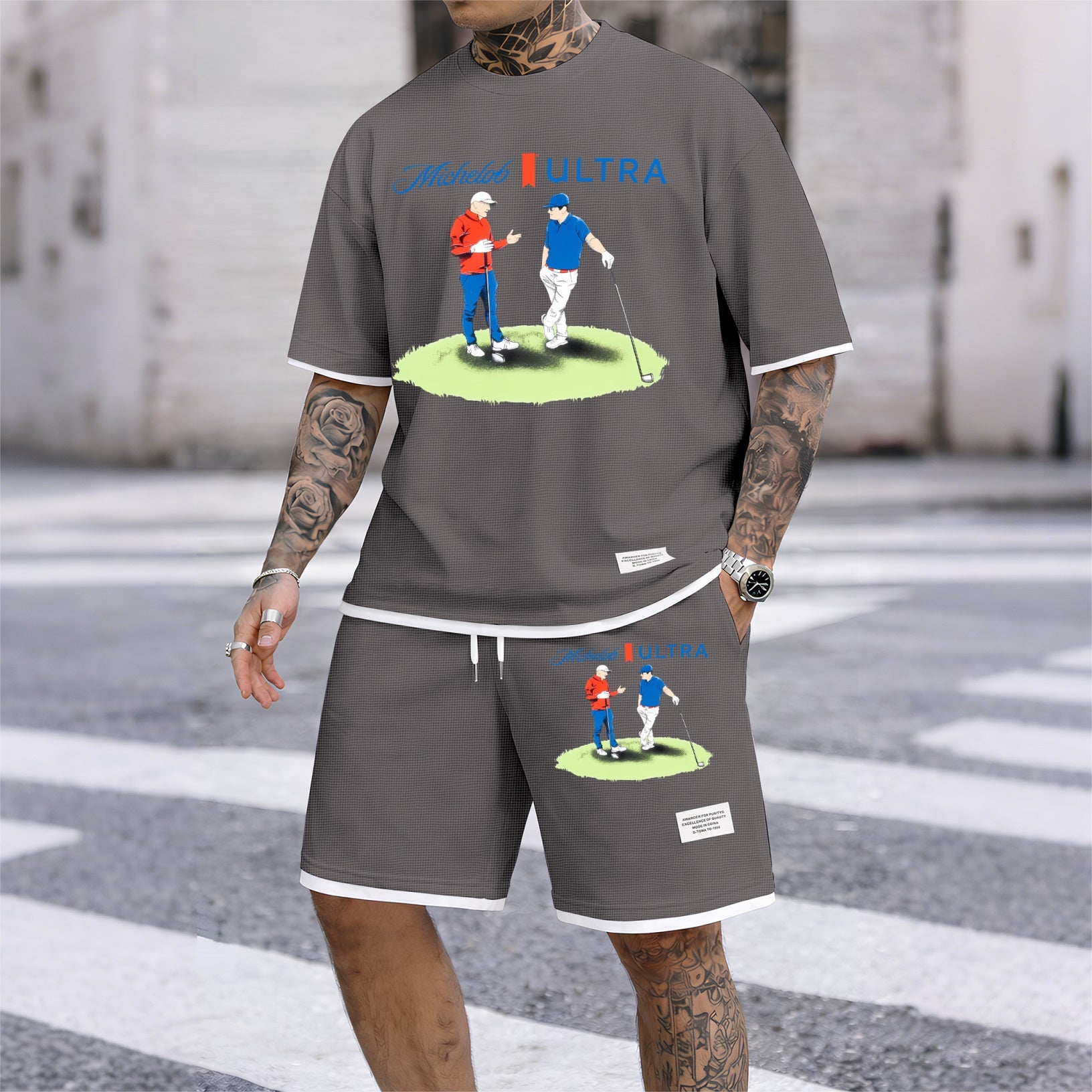 Men's vintage beverage print drawstring shorts set, suitable for spring and summer wear. This casual summer set includes a short-sleeved shirt and shorts, perfect for everyday wear and sports. Two-piece set design.