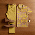 Men's Casual Yellow And Pink Printed Polo Shirt And Trousers Two-Piece Set