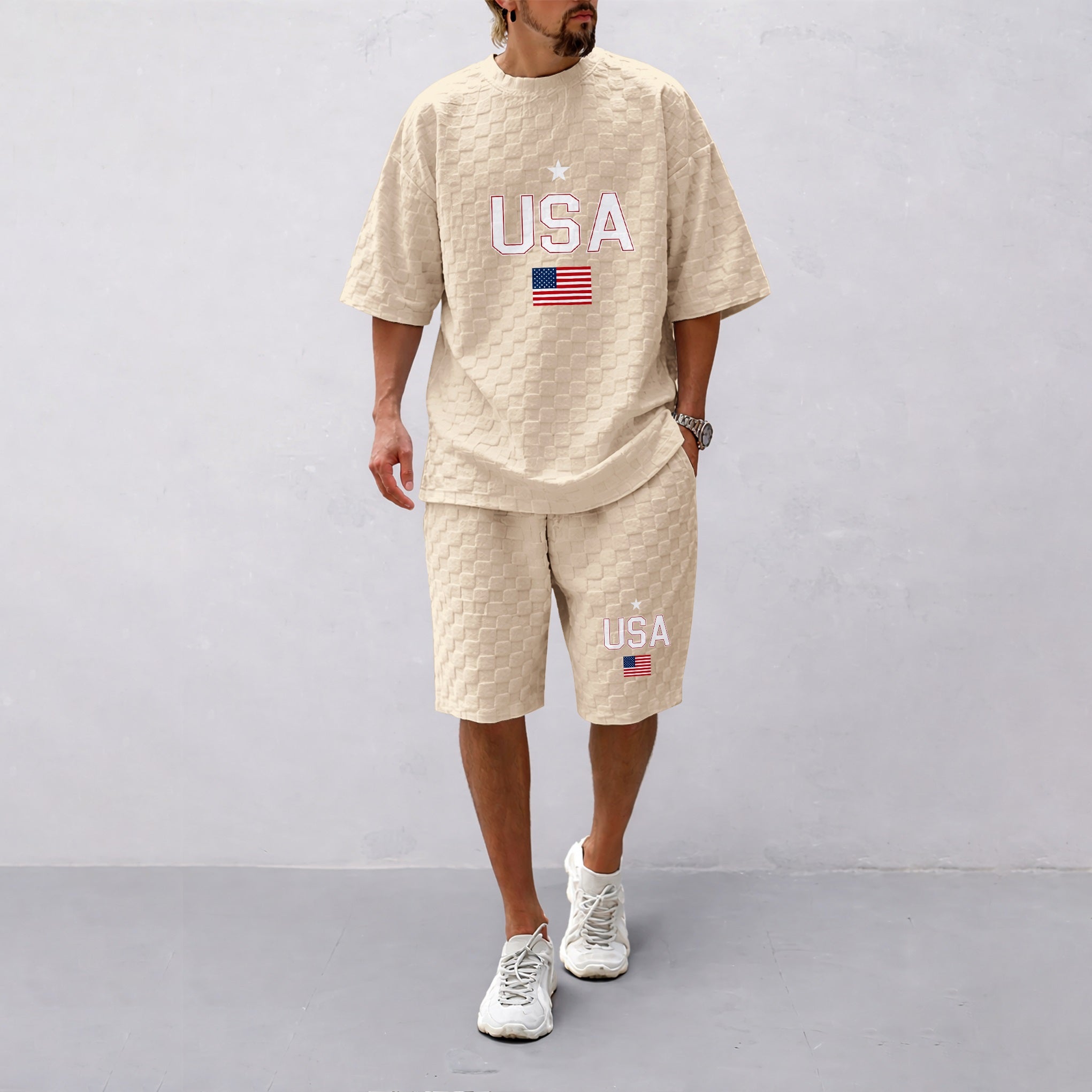 Men's Spring and Summer USA Letter Print with Flag Checkered Fabric Drawstring Shorts Set, Casual Summer Outfit with Short-Sleeved Shirt and Shorts, Ideal for Everyday Wear and Sports Activities