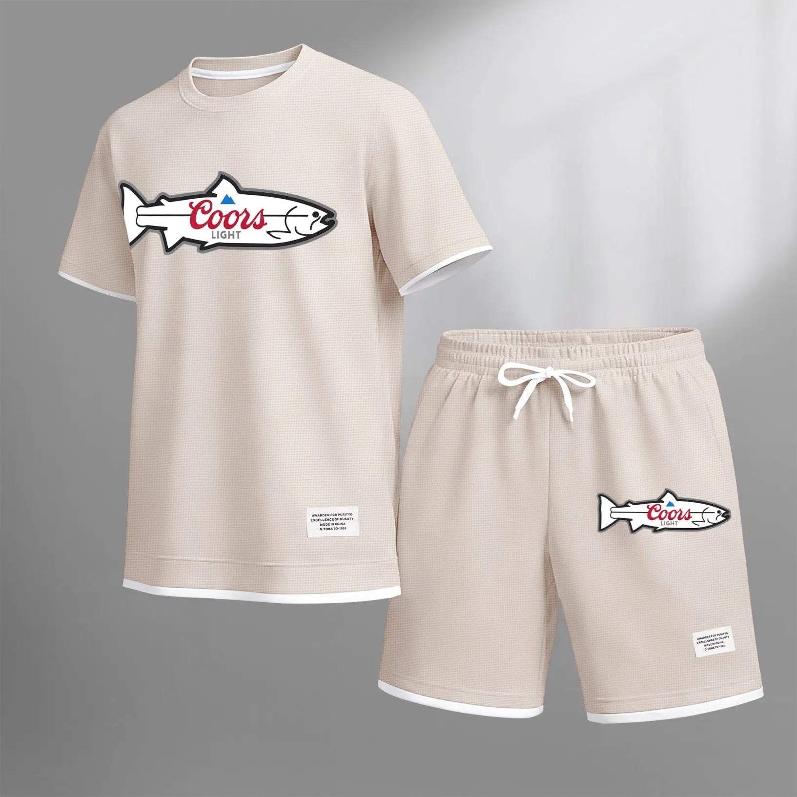 Men's vintage beverage print drawstring shorts set, suitable for spring and summer wear. This casual summer set includes a short-sleeved shirt and shorts, perfect for everyday wear and sports. Two-piece set design.
