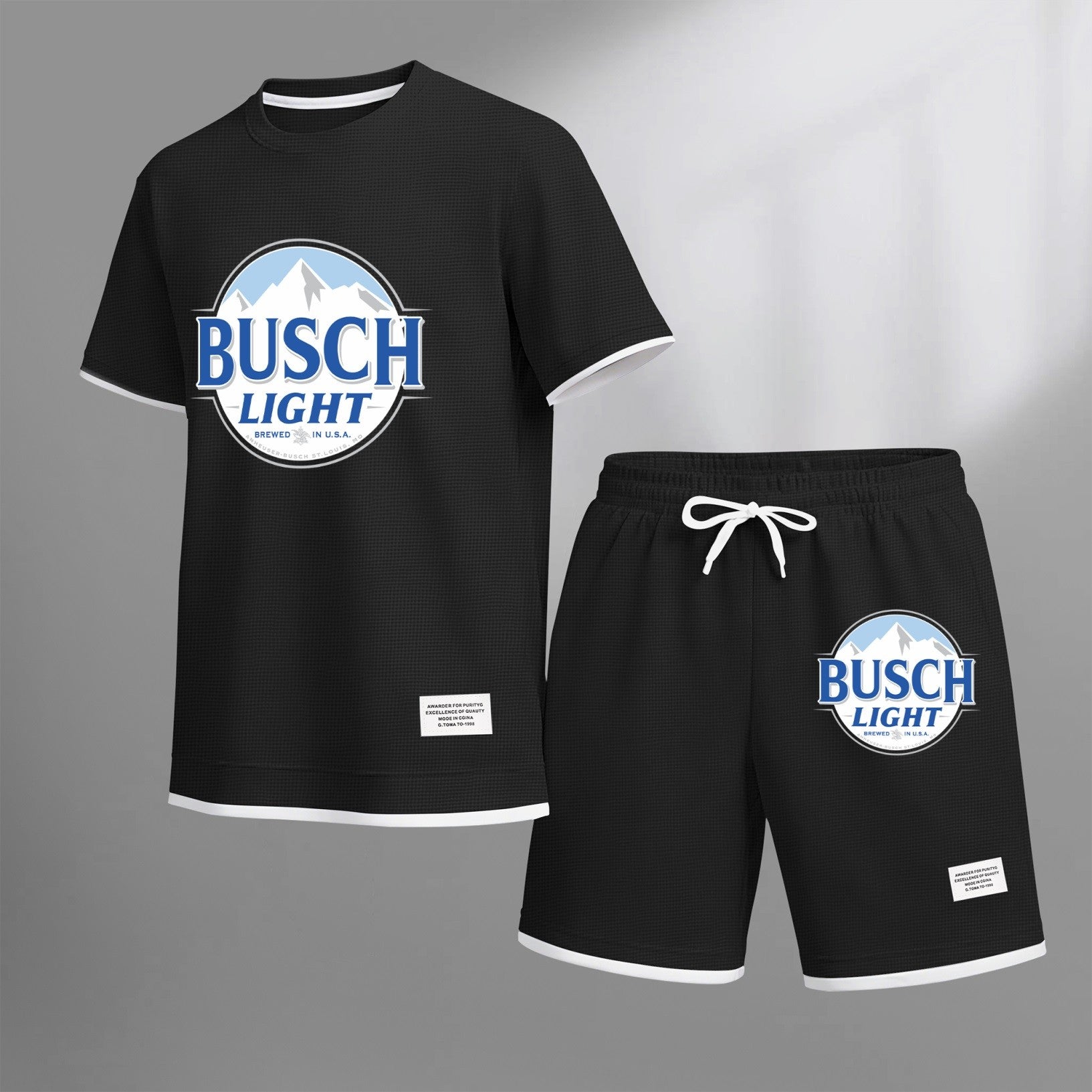 Men's vintage beverage print drawstring shorts set, suitable for spring and summer wear. This casual summer set includes a short-sleeved shirt and shorts, perfect for everyday wear and sports. Two-piece set design.