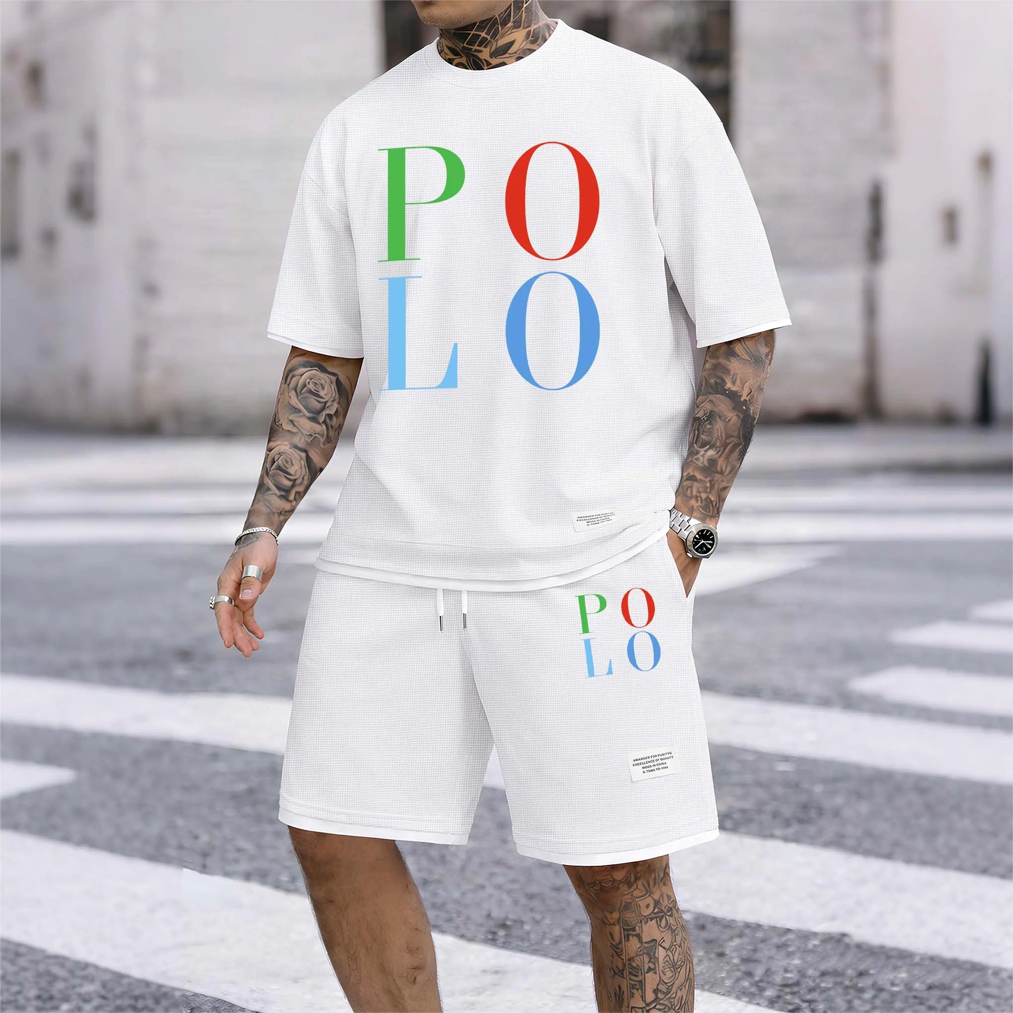 Men's Polo Print Drawstring Shorts Set For Spring/Summer. A Casual Summer Outfit, Including A Short-Sleeved Shirt And Shorts, Suitable For Everyday Wear And Sports. A Two-Piece Set For A Relaxed And Energetic Lifestyle.