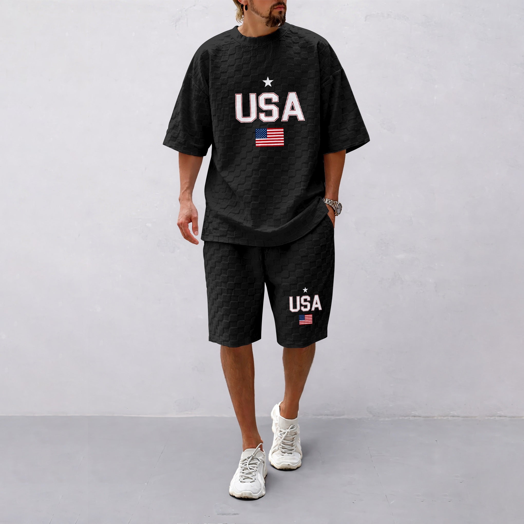 Men's Spring and Summer USA Letter Print with Flag Checkered Fabric Drawstring Shorts Set, Casual Summer Outfit with Short-Sleeved Shirt and Shorts, Ideal for Everyday Wear and Sports Activities
