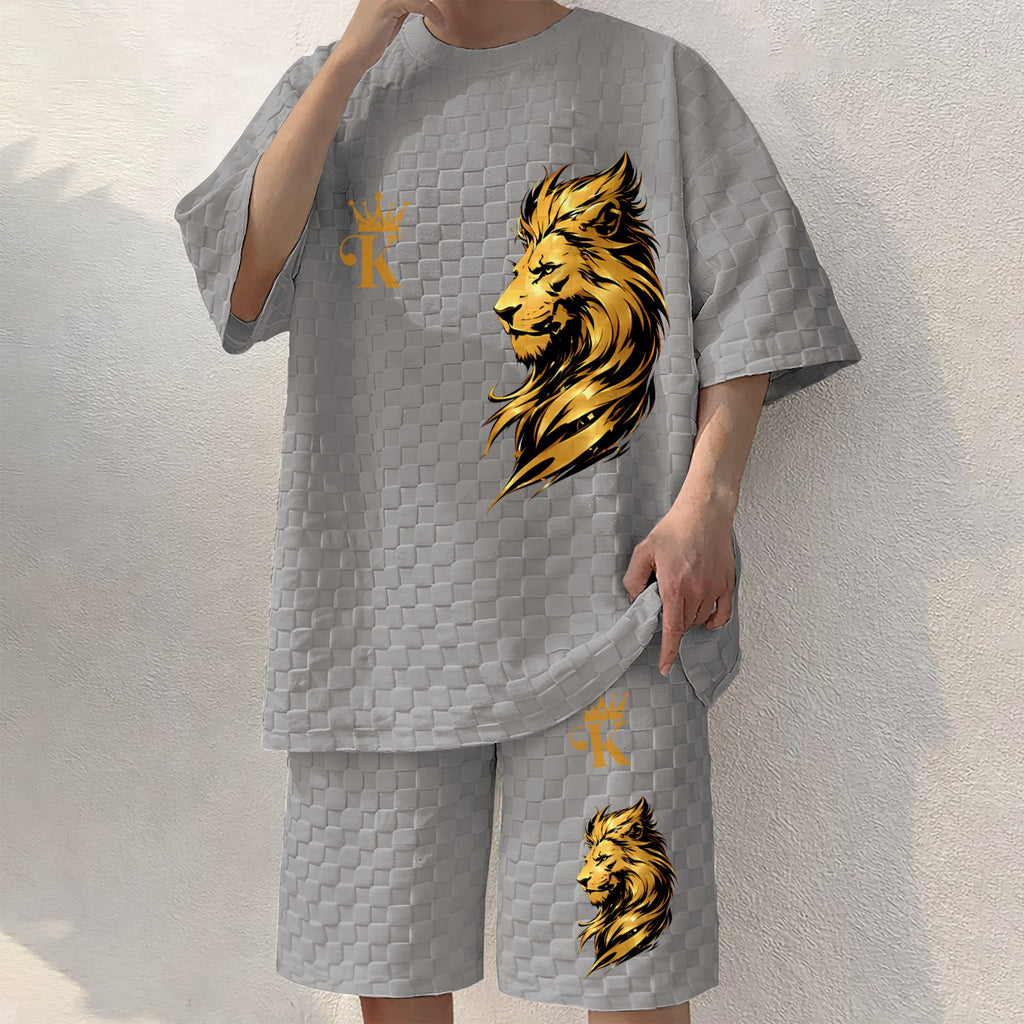Men's KING Print Spring And Summer Drawstring Shorts Set, A Casual Summer Outfit, Including A Short-Sleeved Shirt And Shorts, Suitable For Everyday Wear And Sports Activities.