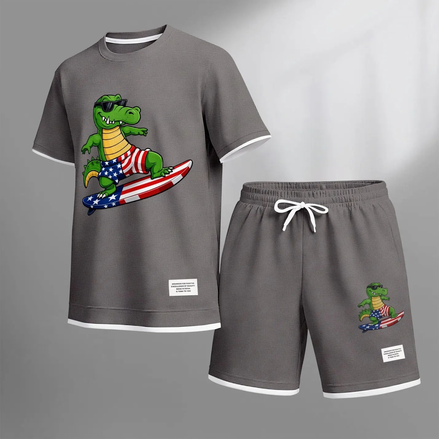 Men's Amusing Animals print drawstring shorts set for spring/summer, a casual summer outfit including a short-sleeved shirt and shorts, suitable for everyday wear and sports. A two-piece set for a relaxed and energetic lifestyle.