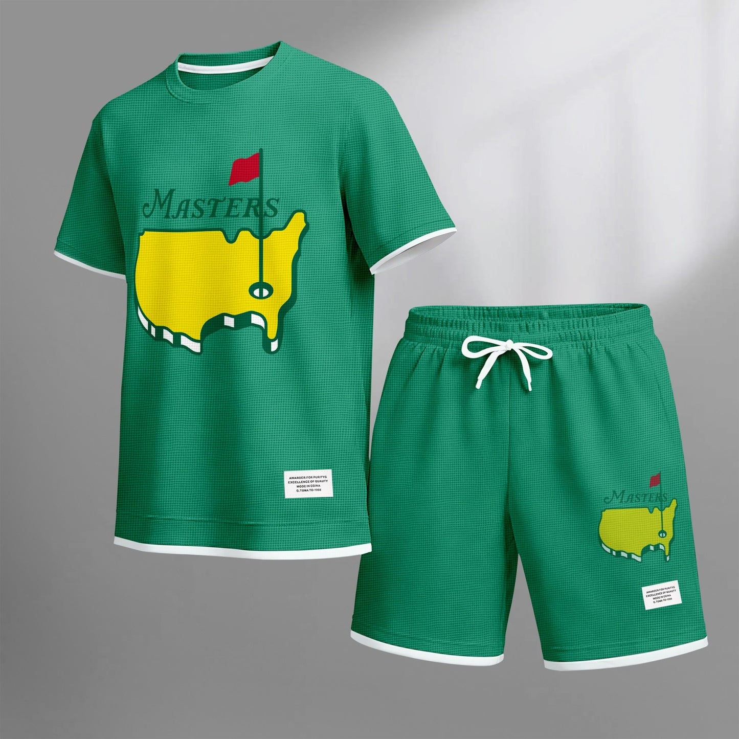 Men's Classic Golf Club print drawstring shorts set for spring/summer, a casual summer outfit including a short-sleeved shirt and shorts, suitable for everyday wear and sports. A two-piece set for a relaxed and energetic lifestyle.
