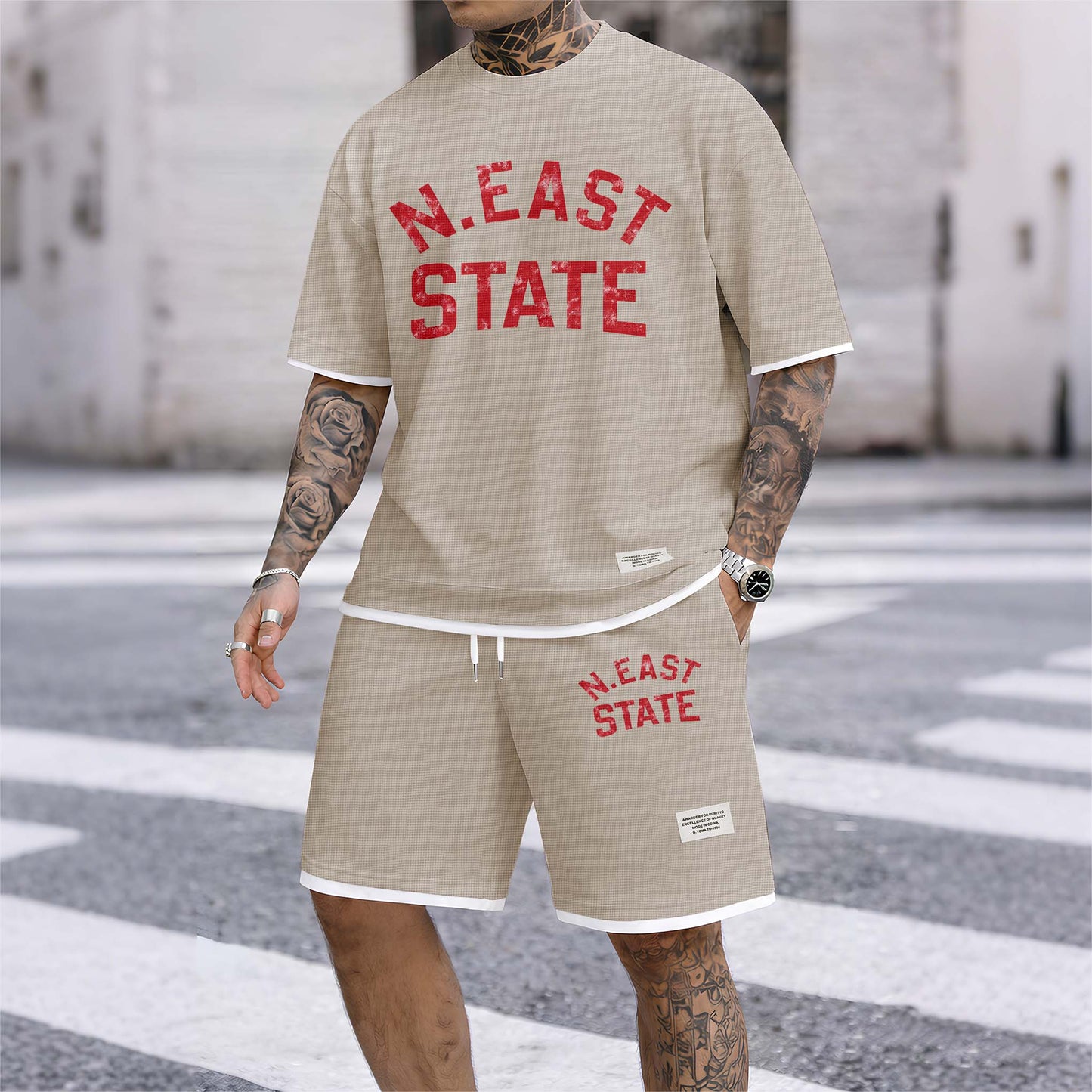 Men's Letter Print Drawstring Shorts Set For Spring/Summer. A Casual Summer Outfit, Including A Short-Sleeved Shirt And Shorts, Suitable For Everyday Wear And Sports. A Two-Piece Set For A Relaxed And Energetic Lifestyle.