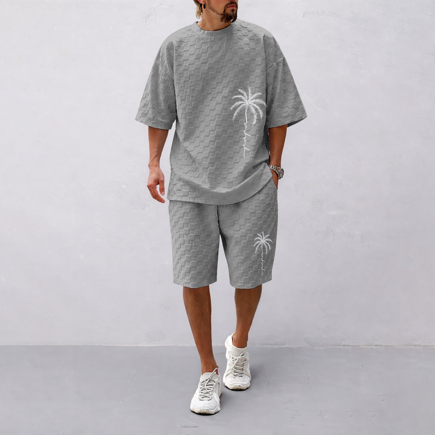 Men's Spring and Summer Palm Tree Print Checkered Fabric Drawstring Shorts Set, Casual Summer Outfit with Short-Sleeved Shirt and Shorts, Ideal for Everyday Wear and Sports Activities.