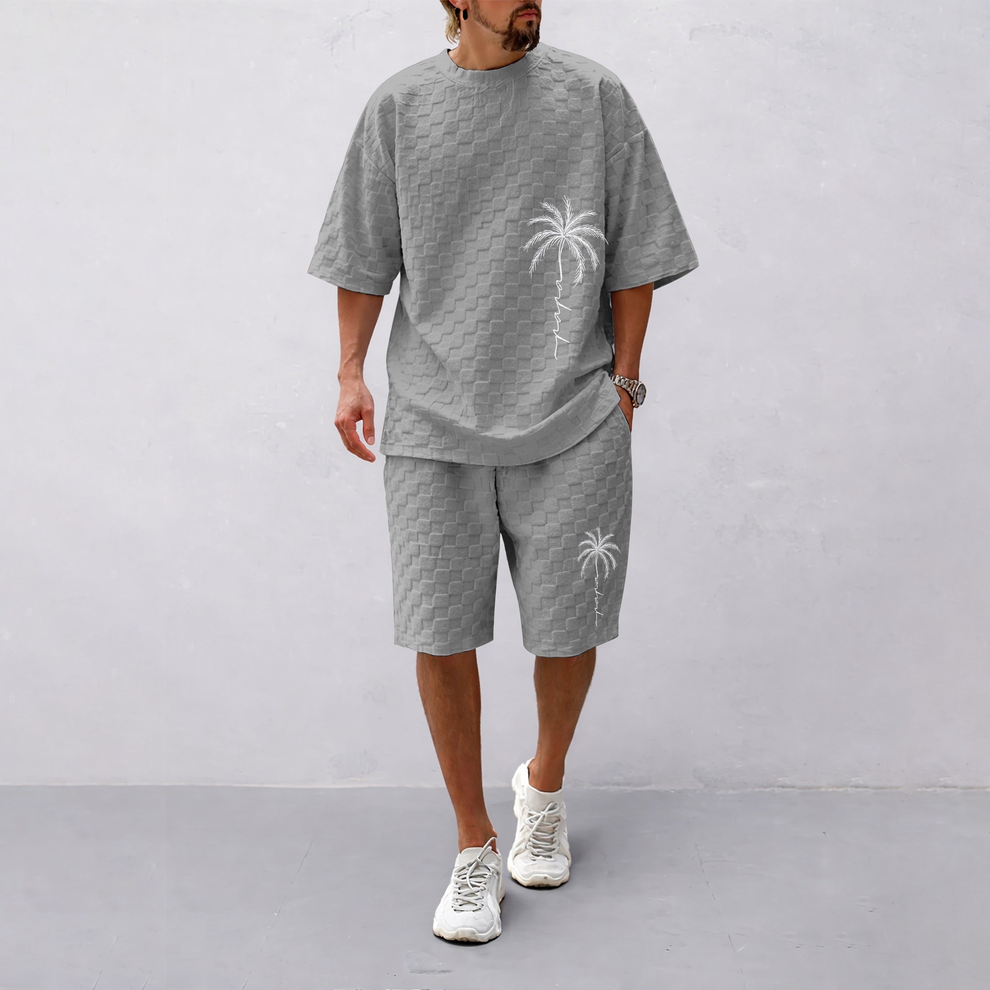 Men's Spring and Summer Palm Tree Print Checkered Fabric Drawstring Shorts Set, Casual Summer Outfit with Short-Sleeved Shirt and Shorts, Ideal for Everyday Wear and Sports Activities.