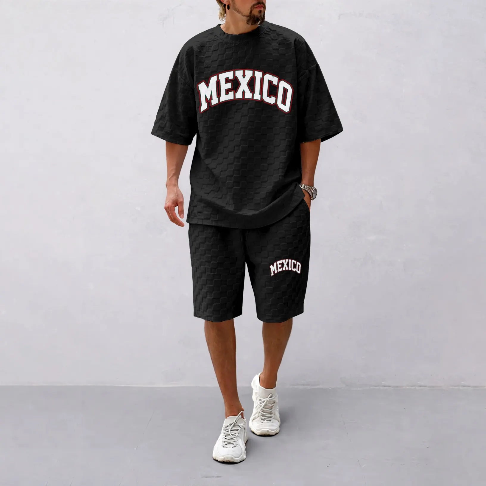 Men's Spring/Summer Mexican-Print Plaid Drawstring Shorts Set—A casual summer outfit featuring a short-sleeve shirt and shorts, ideal for both everyday wear and athletic activities