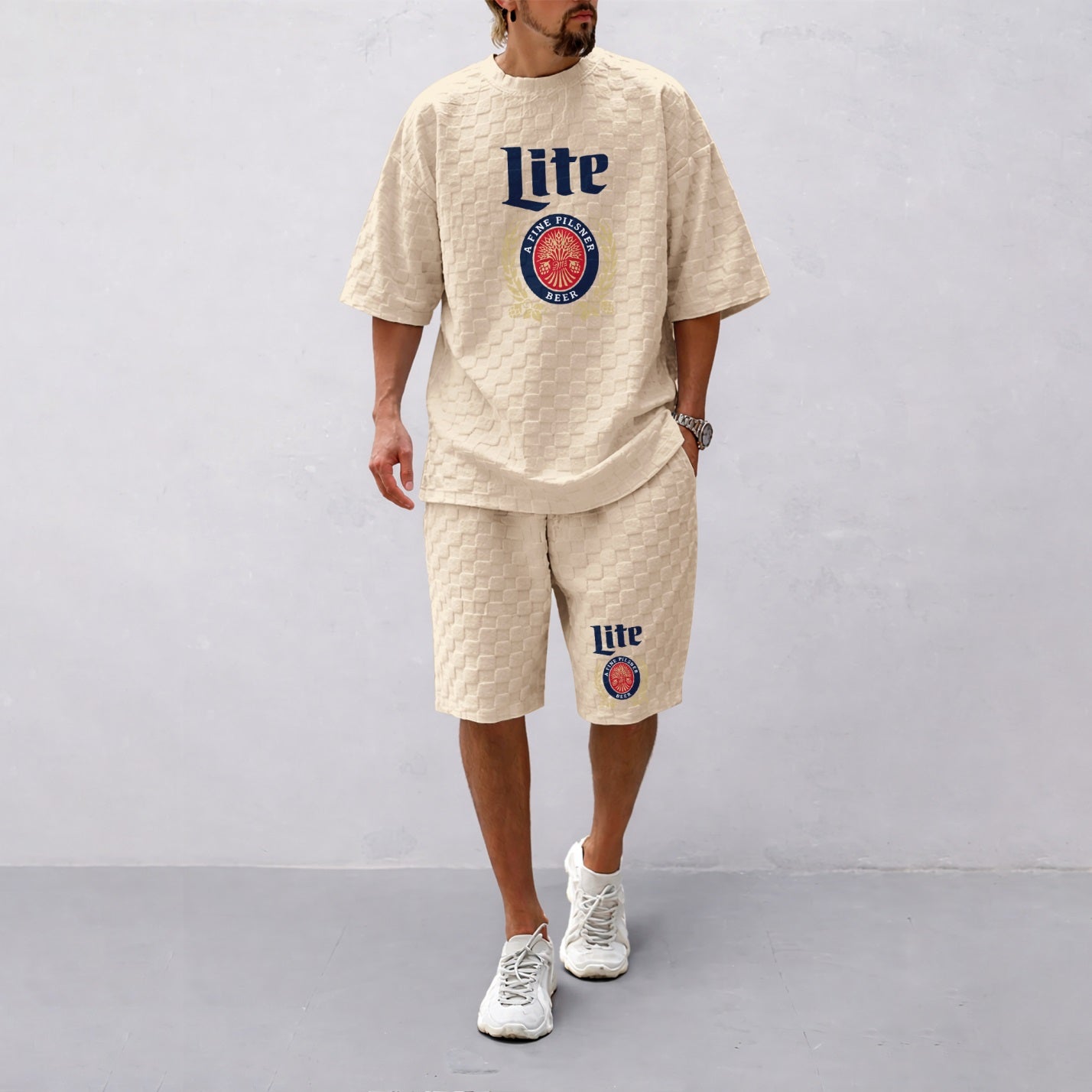 Men's Spring And Summer Vitality Beer Print With Red And Black Line Checkered Fabric Drawstring Shorts Set, Casual Summer Outfit With Short-Sleeved Shirt And Shorts, Ideal For Everyday Wear And Sports Activities