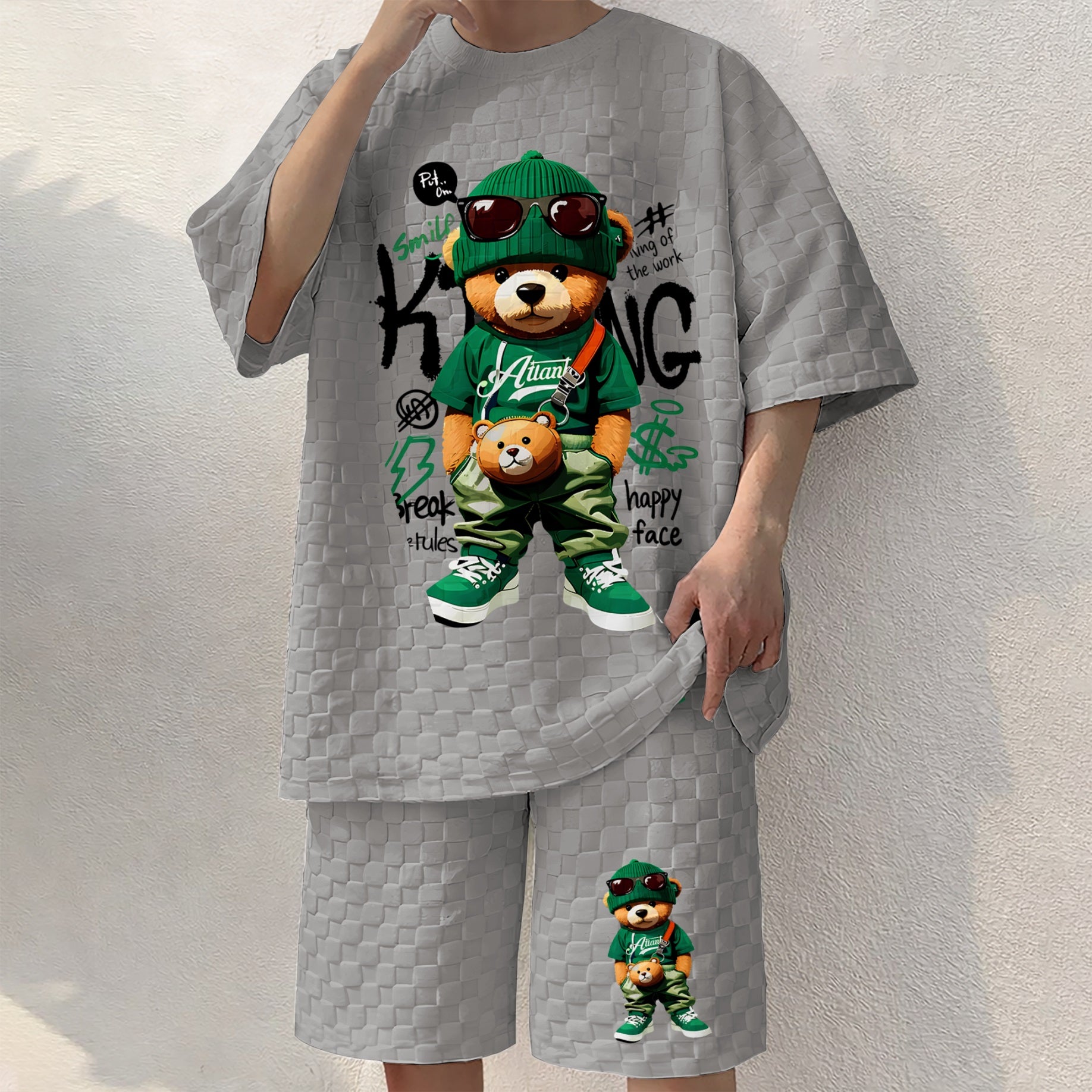 Men's Bear Graphic Print Spring And Summer Drawstring Shorts Set, A Casual Summer Outfit, Including A Short-Sleeved Shirt And Shorts, Suitable For Everyday Wear And Sports Activities.