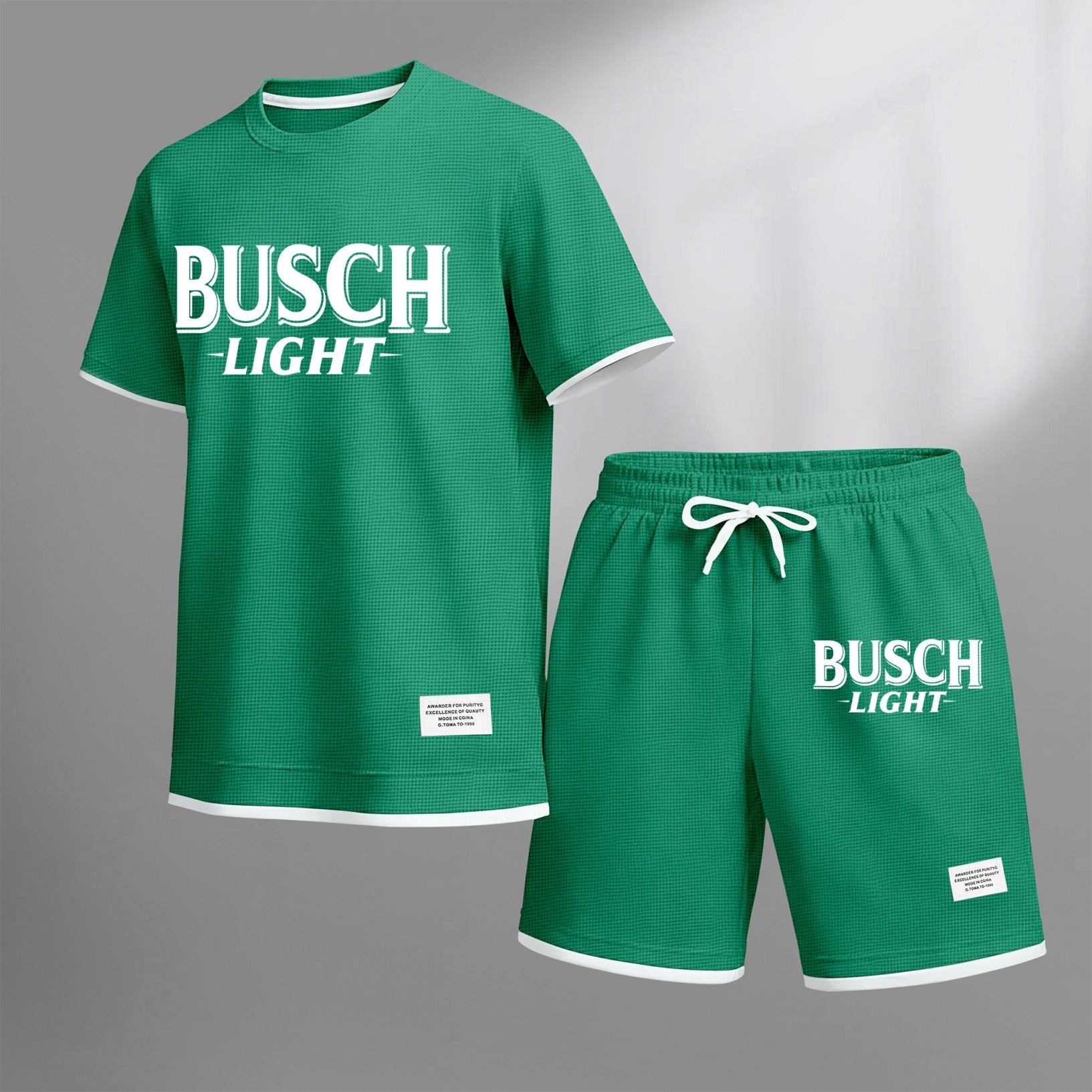 Men's vintage beverage print drawstring shorts set, suitable for spring and summer wear. This casual summer set includes a short-sleeved shirt and shorts, perfect for everyday wear and sports. Two-piece set design.